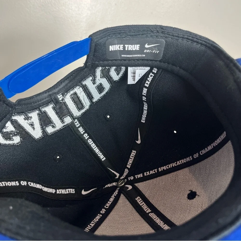 Nike True Dri Fit Florida Gators Snap Back Hat Cap Flat Bill Embroidered Black‎